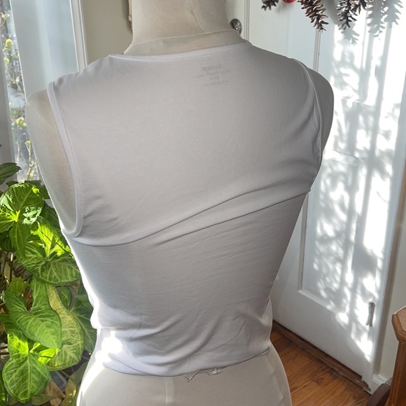 90s Crop Graphic Tank Embroidered flowers - Picture 3 of 4